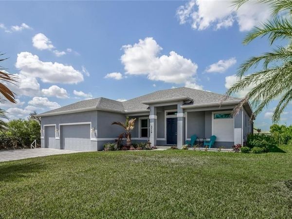2714 NE 20th CT , CAPE CORAL, FL 33909