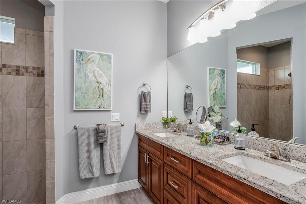 2714 NE 20th Ct, Cape Coral, FL 33909 Photo