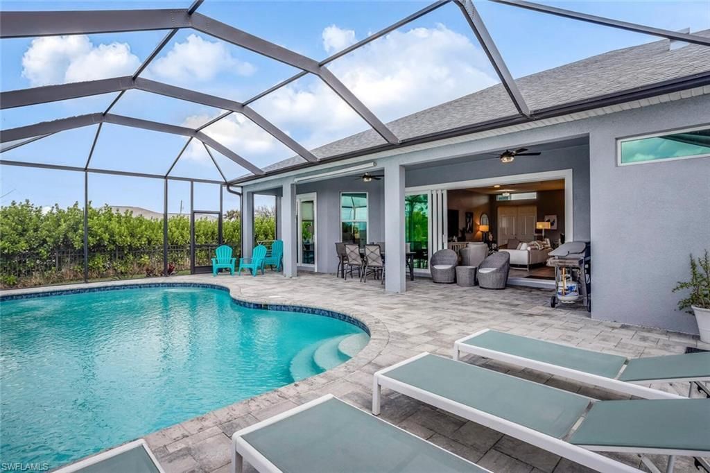 2714 NE 20th Ct, Cape Coral, FL 33909 Photo