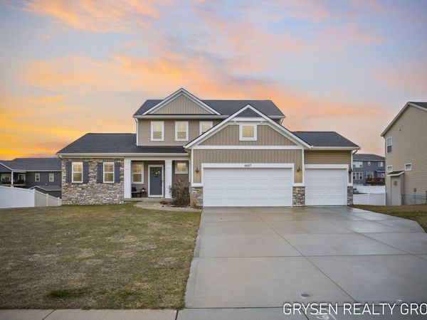 6657 Maria Drive, Hudsonville, MI 49426