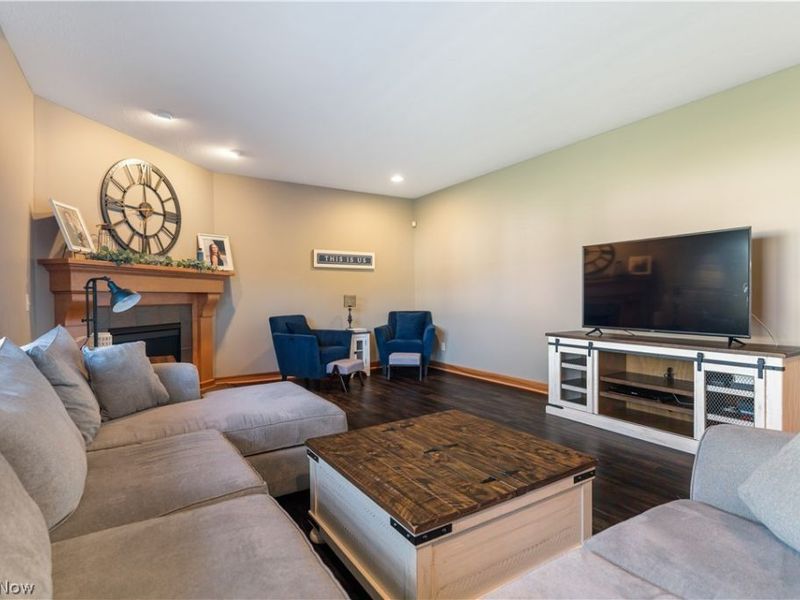 8811 Scotsbury Street NW, Massillon, OH 44646 Photo 16