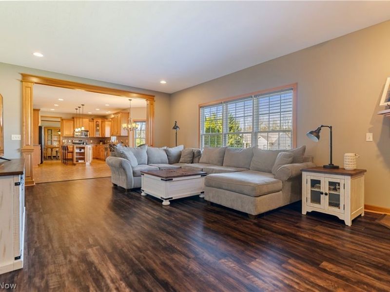 8811 Scotsbury Street NW, Massillon, OH 44646 Photo 17