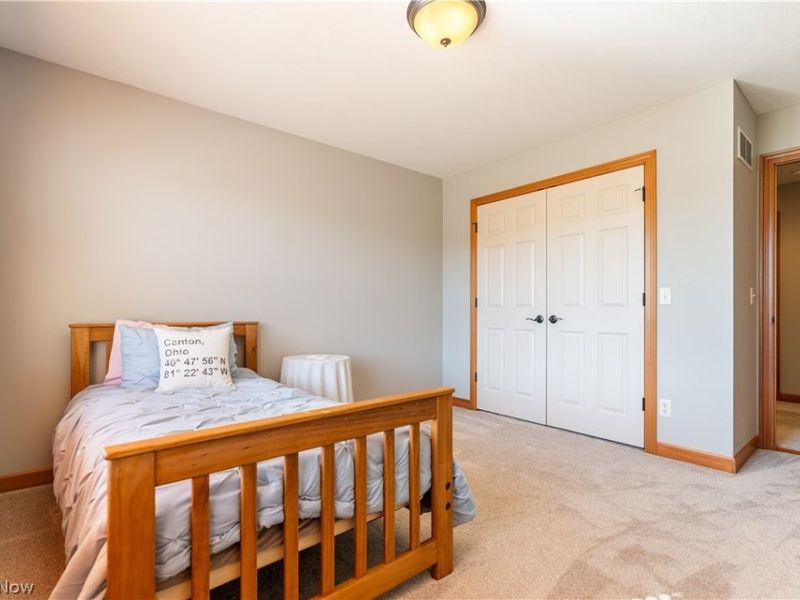 8811 Scotsbury Street NW, Massillon, OH 44646 Photo 28