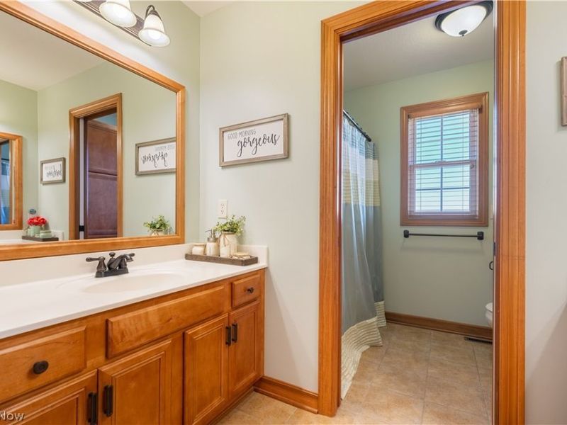 8811 Scotsbury Street NW, Massillon, OH 44646 Photo 29