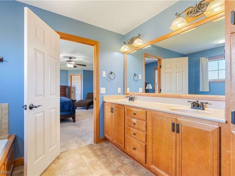 8811 Scotsbury Street NW, Massillon, OH 44646 Photo 35