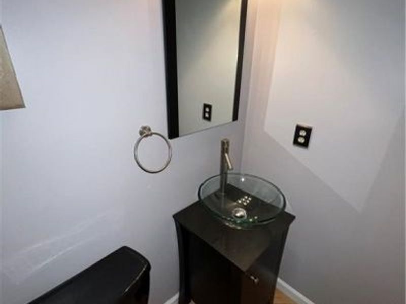 8908 Sherwood Drive NE, Warren, OH 44484 Photo 17