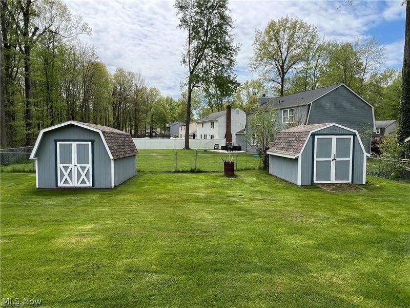 8908 Sherwood Drive NE, Warren, OH 44484 Photo 2