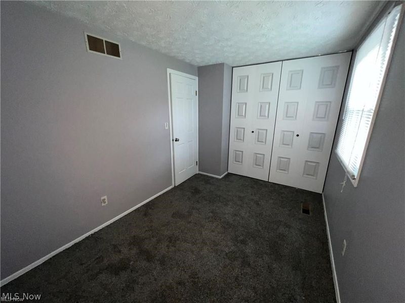 8908 Sherwood Drive NE, Warren, OH 44484 Photo 21