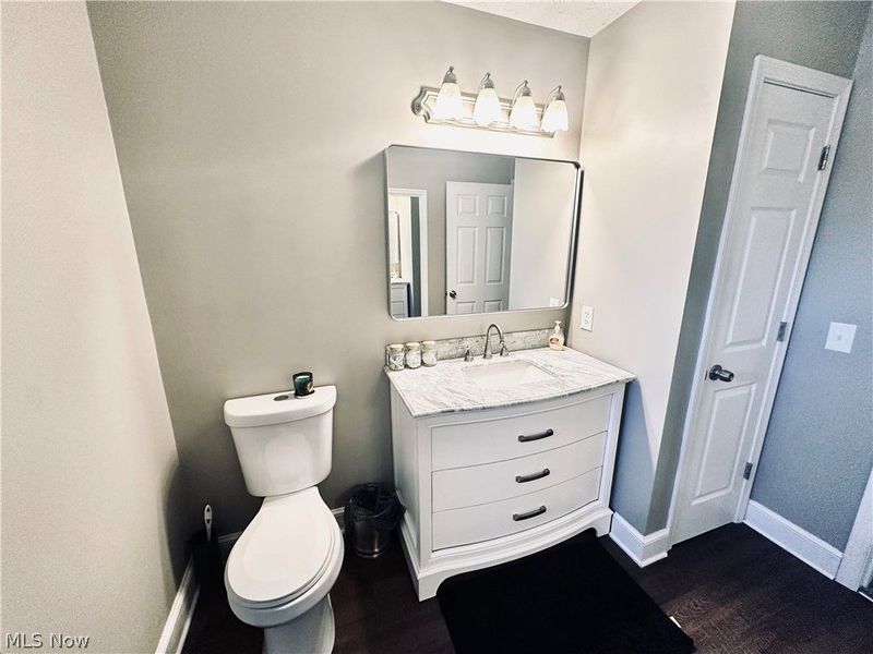 3200 Foxford Court, Lakemore, OH 44312 Photo 10