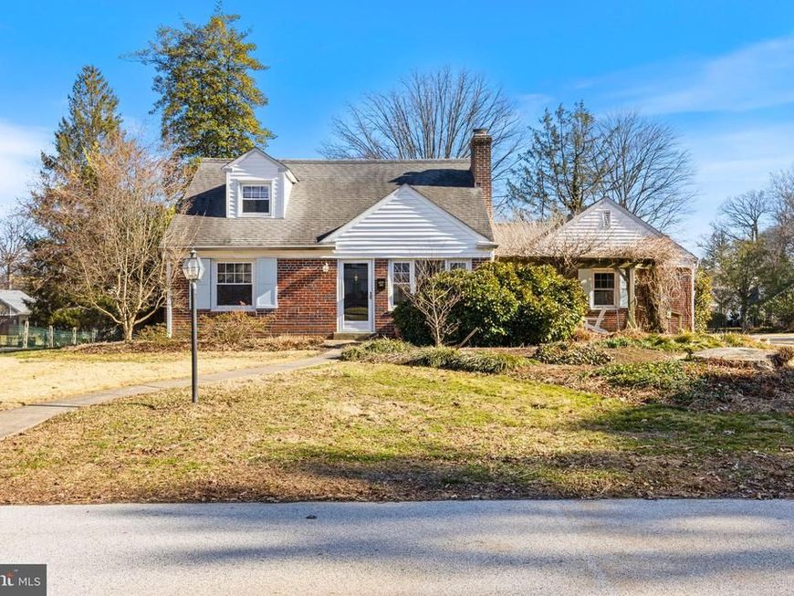 300 Barry Lane, Wallingford, PA 19086 Main Photo