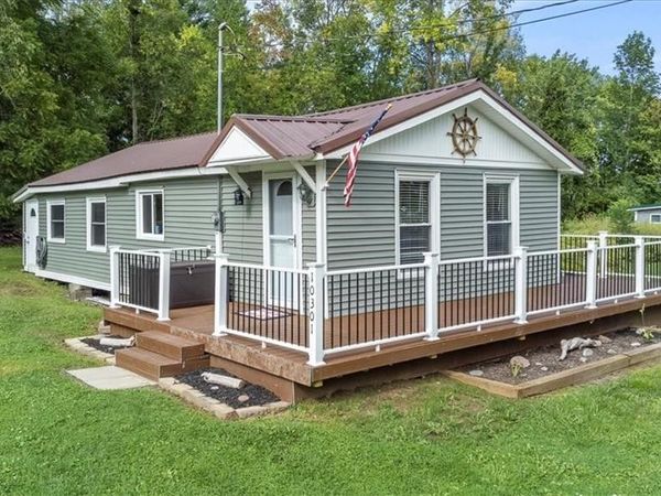 10301 Nebraska Avenue, Wolcott, NY 14590