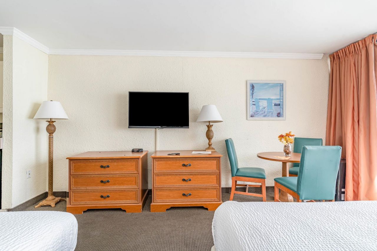 201 74th Ave. N  Photo 12