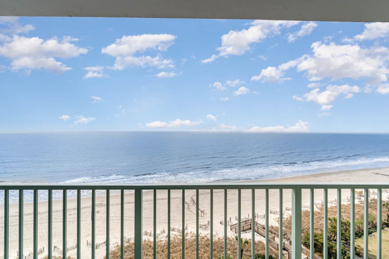 201 74th Ave. N  Photo 4