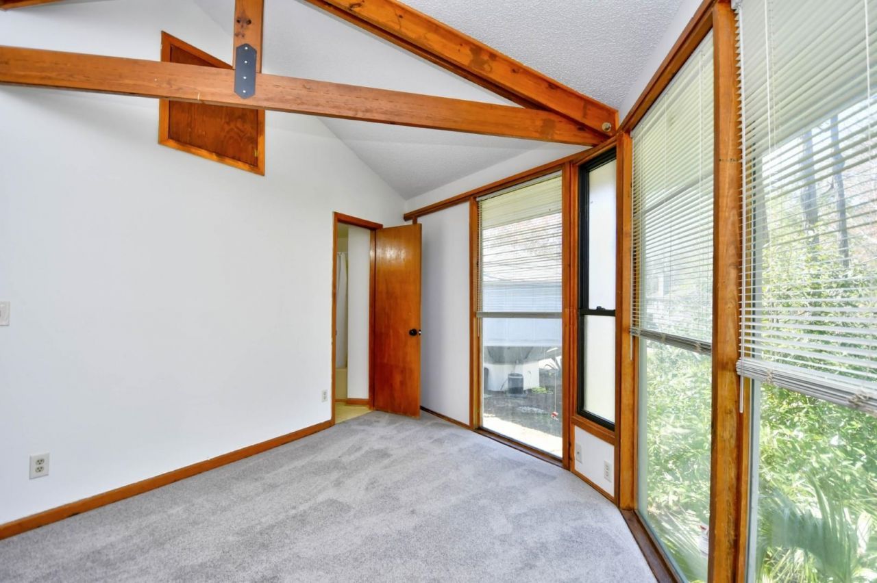 742 Tall Oaks Ct. Photo 13