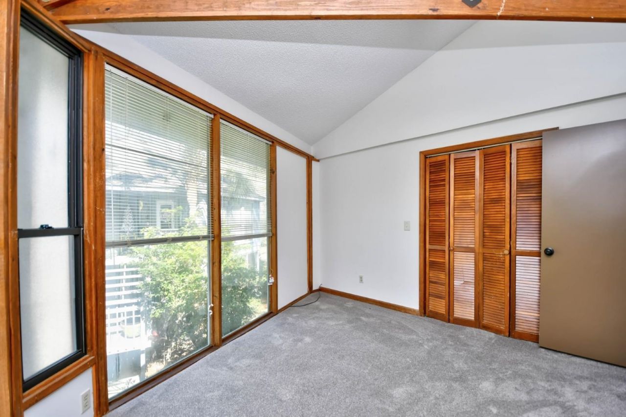 742 Tall Oaks Ct. Photo 14