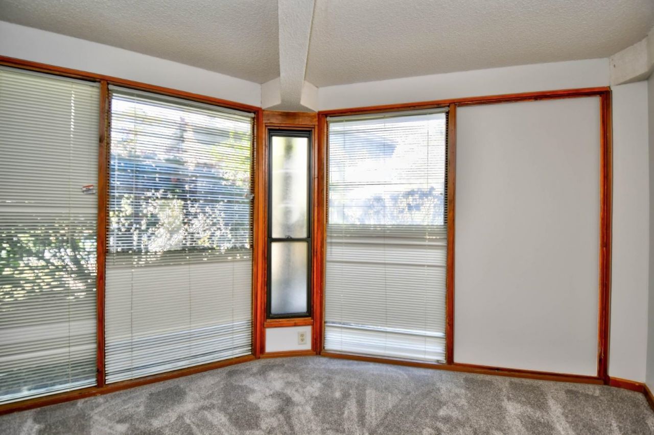 742 Tall Oaks Ct. Photo 23