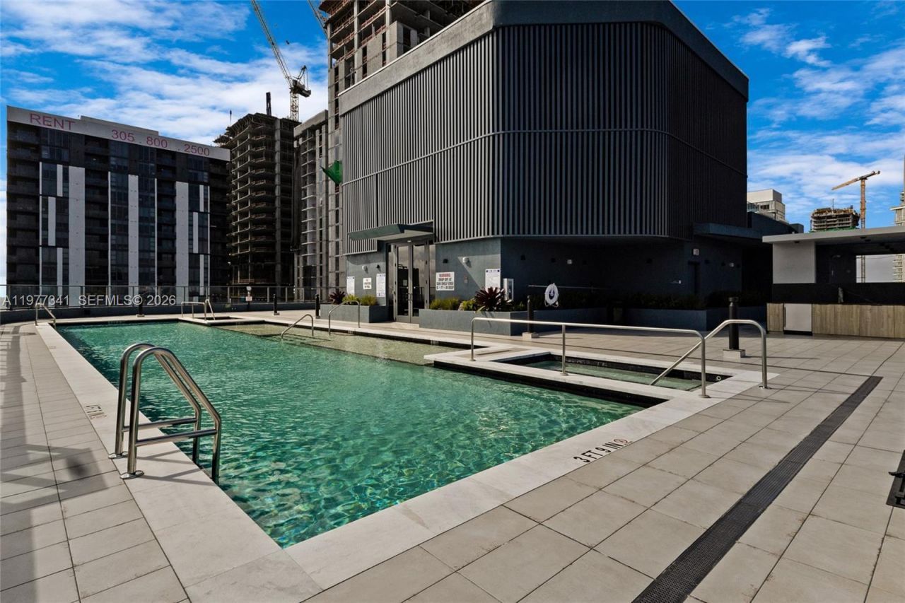 121 NE 5 St , Unit 1500, Miami, FL 33132 Photo