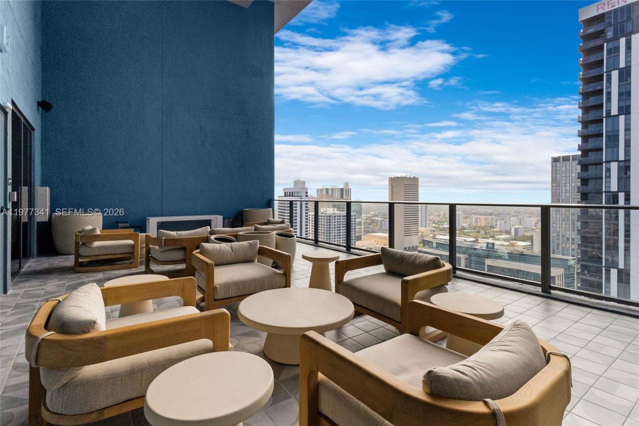 121 NE 5 St , Unit 1500, Miami, FL 33132 Photo