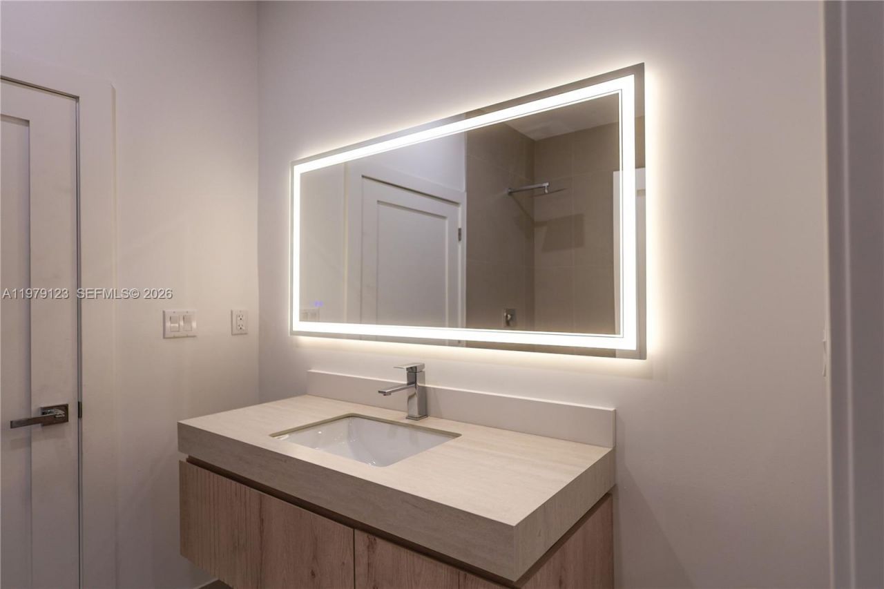 5802 NW 5th Av , Miami, FL 33127 Photo