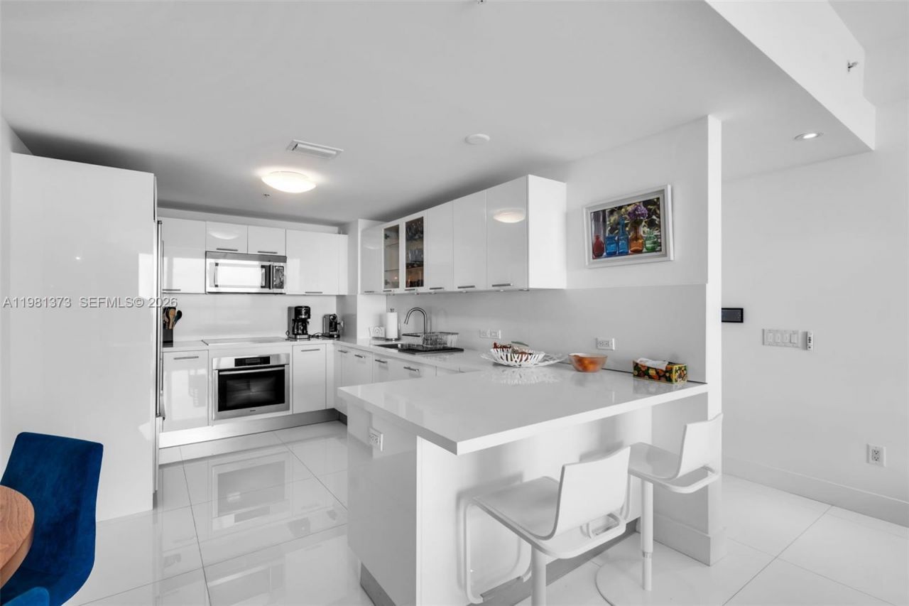 6899 Collins Ave , Unit 1602, Miami Beach, FL 33141 Photo