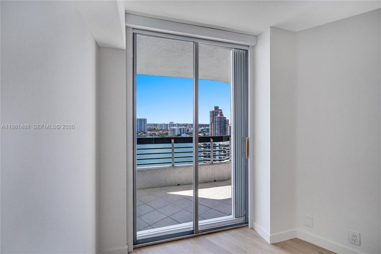 19101 NE 36th Ct , Unit 2604, Aventura, FL 33180 Photo