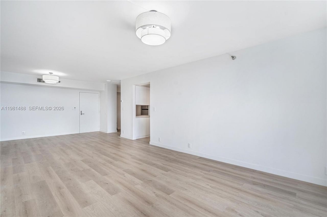 19101 NE 36th Ct , Unit 2604, Aventura, FL 33180 Photo