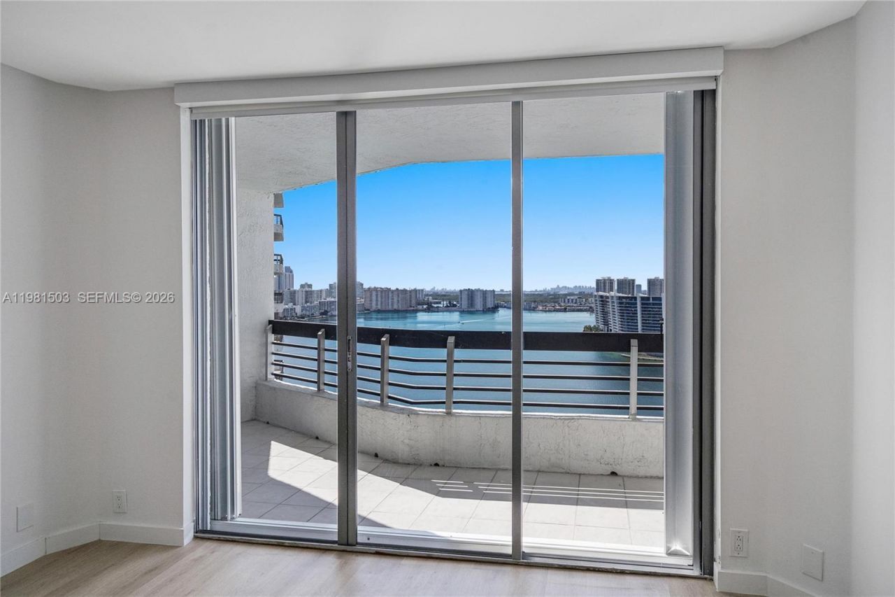 19101 NE 36th Ct, Unit 2604, Aventura, FL 33180 Photo