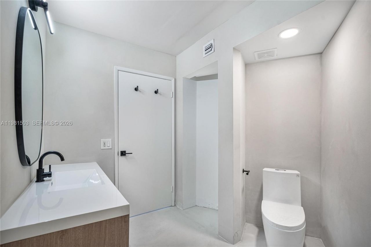 19101 NE 36th Ct, Unit 2604, Aventura, FL 33180 Photo