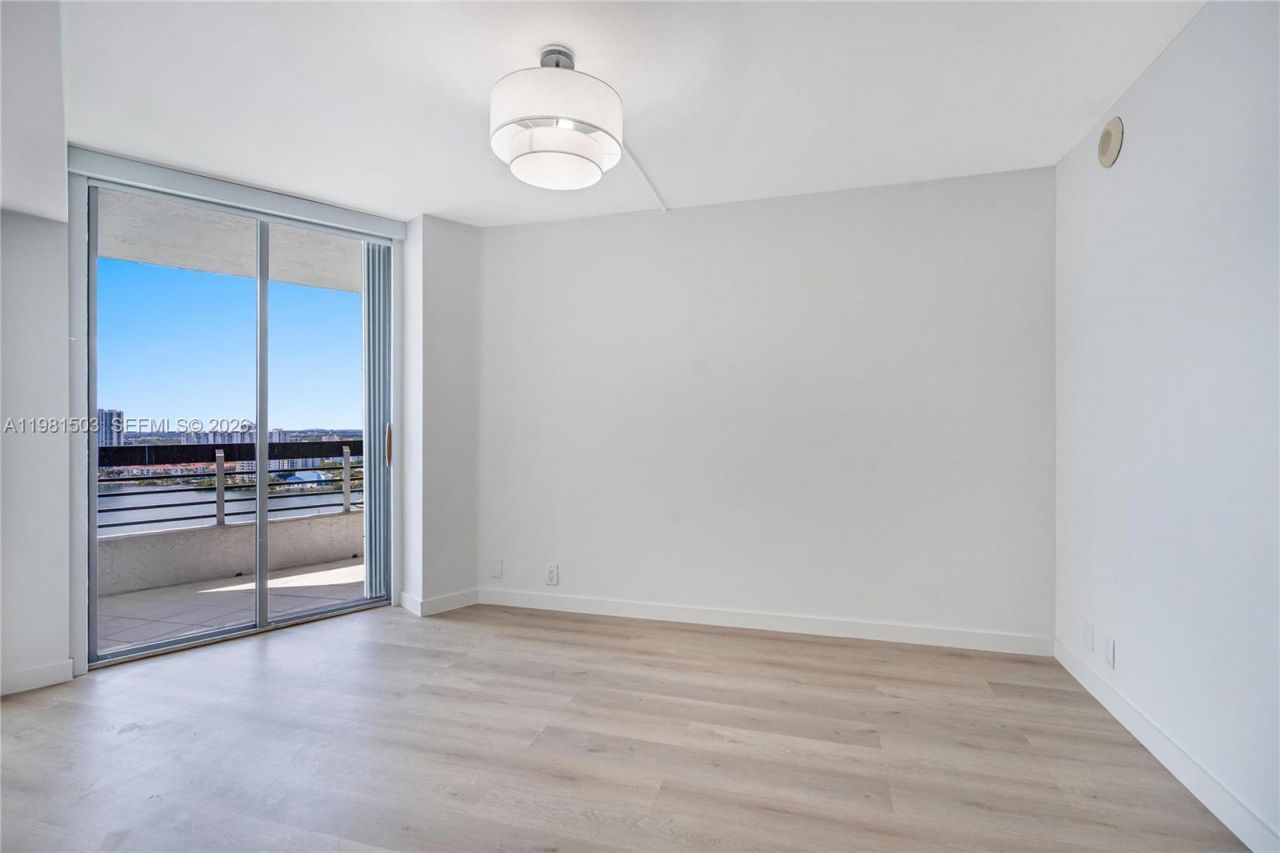 19101 NE 36th Ct, Unit 2604, Aventura, FL 33180 Photo