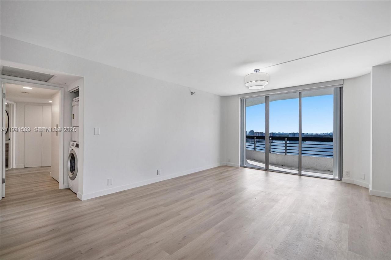 19101 NE 36th Ct, Unit 2604, Aventura, FL 33180 Photo