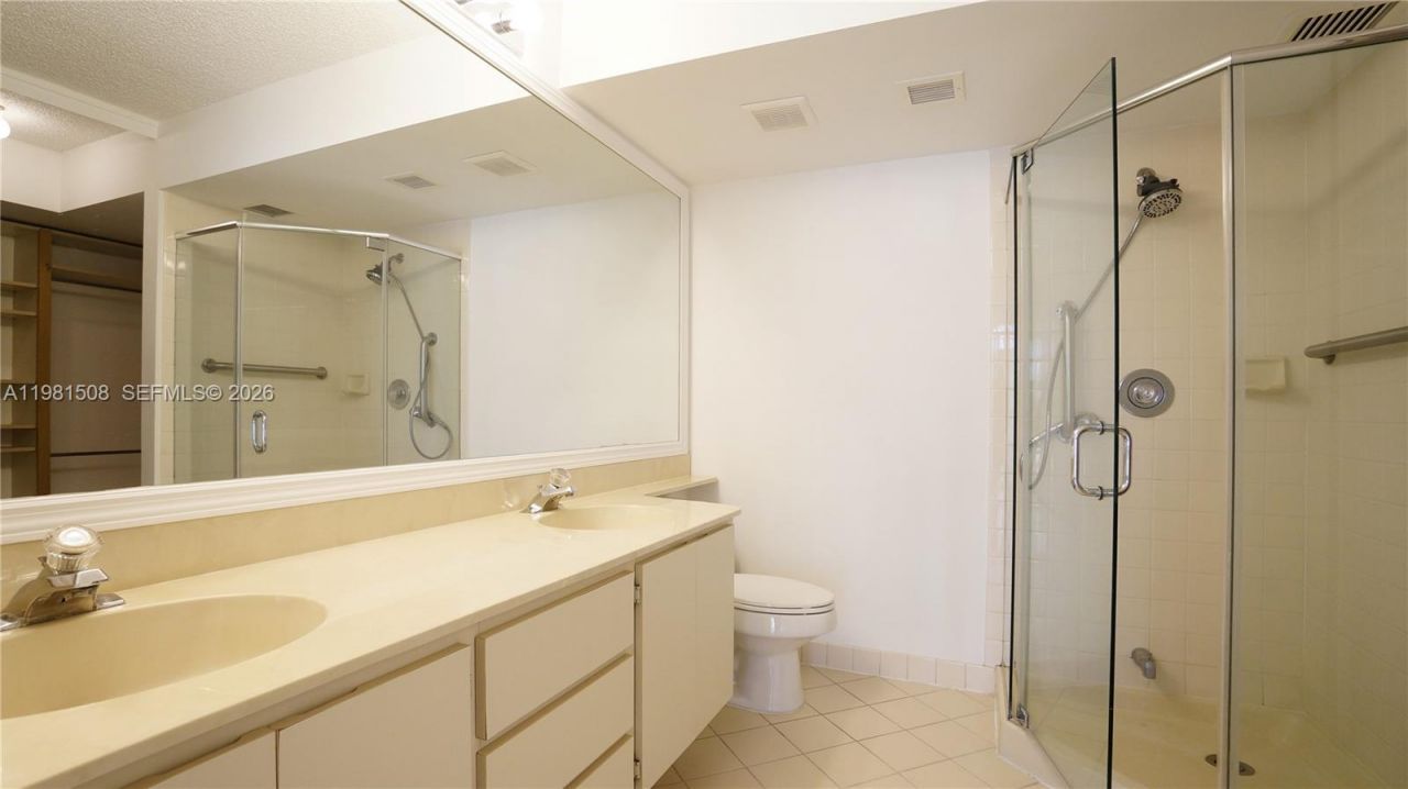 2761 Village Blvd, Unit 304, West Palm Beach, FL 33409 Photo