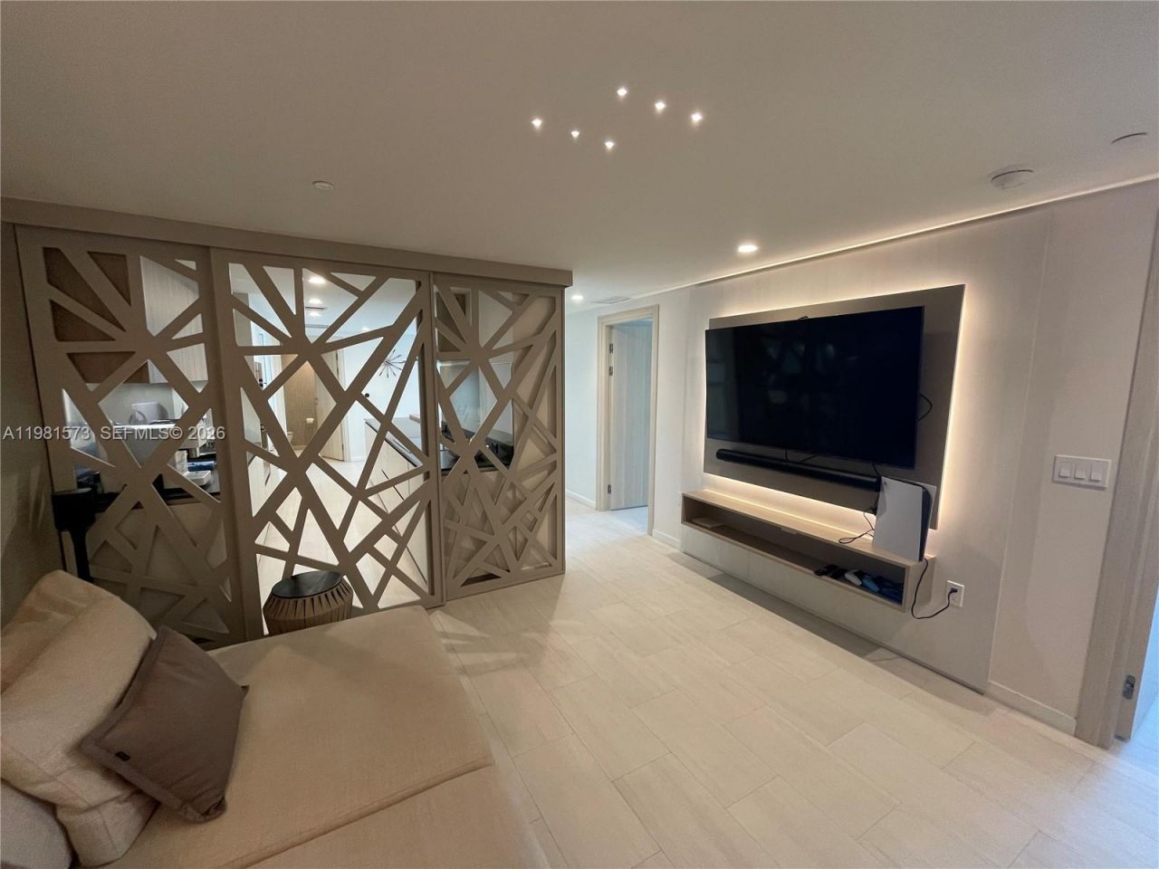 1000 Brickell Plaza, Unit 4410, Miami, FL 33131 Photo