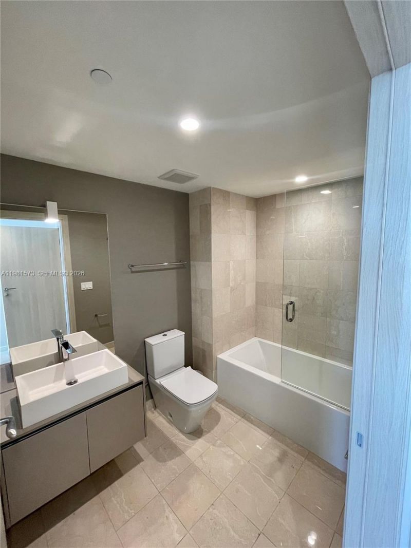 1000 Brickell Plaza, Unit 4410, Miami, FL 33131 Photo