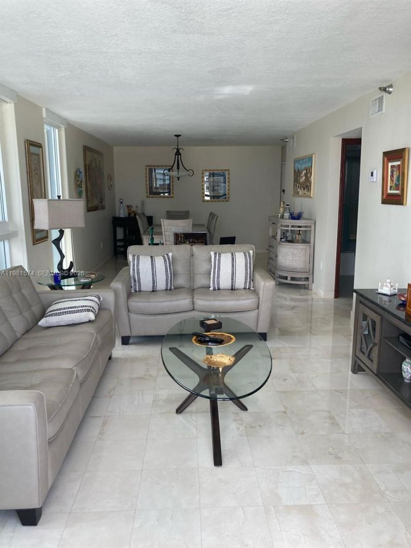 3200 Collins Ave , Unit 10-1, Miami Beach, FL 33140 Photo