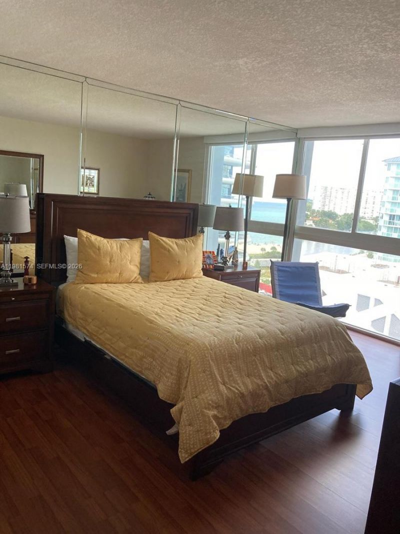 3200 Collins Ave , Unit 10-1, Miami Beach, FL 33140 Photo