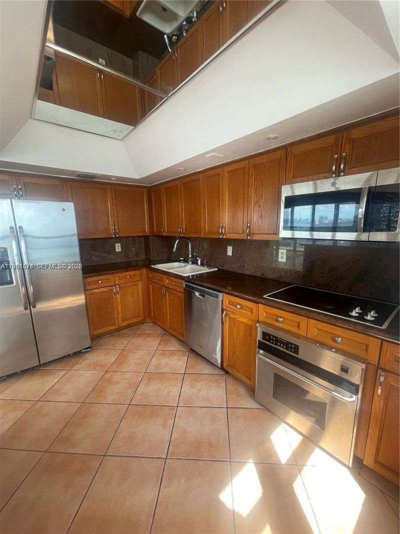 780 NE 69th St , Unit 2201, Miami, FL 33138 Photo