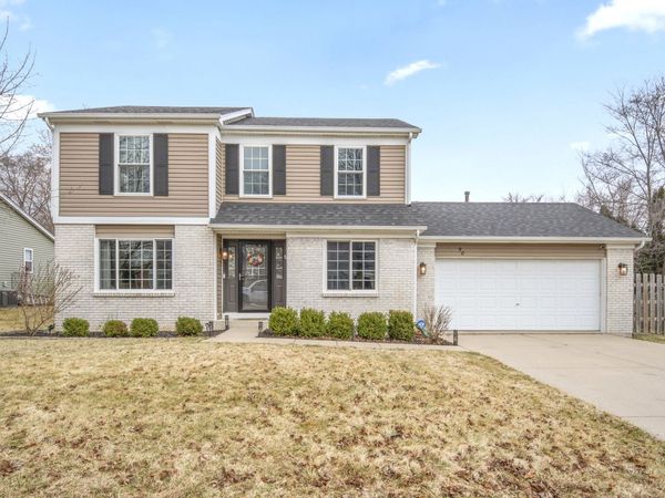 90 Arbor Avenue , Sugar Grove, IL 60554