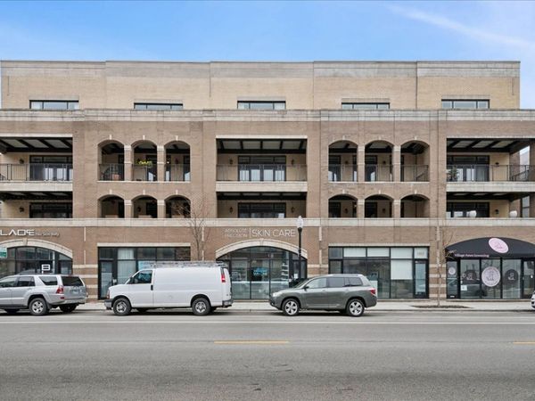 Unit 3, Chicago, IL 60657