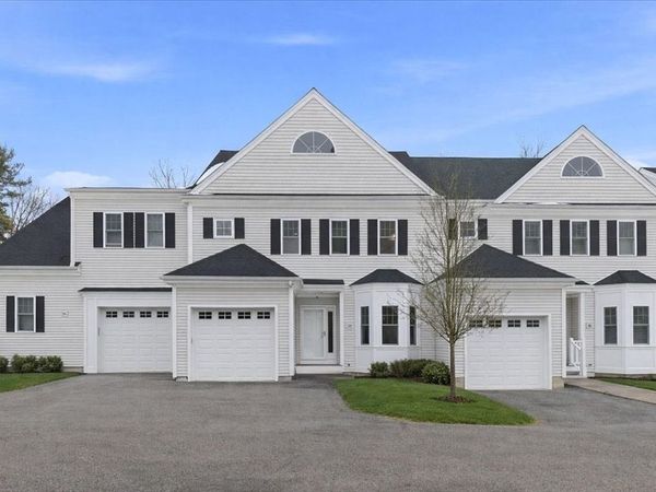 28 Eastover Rd, Unit 28, Walpole, MA 02081