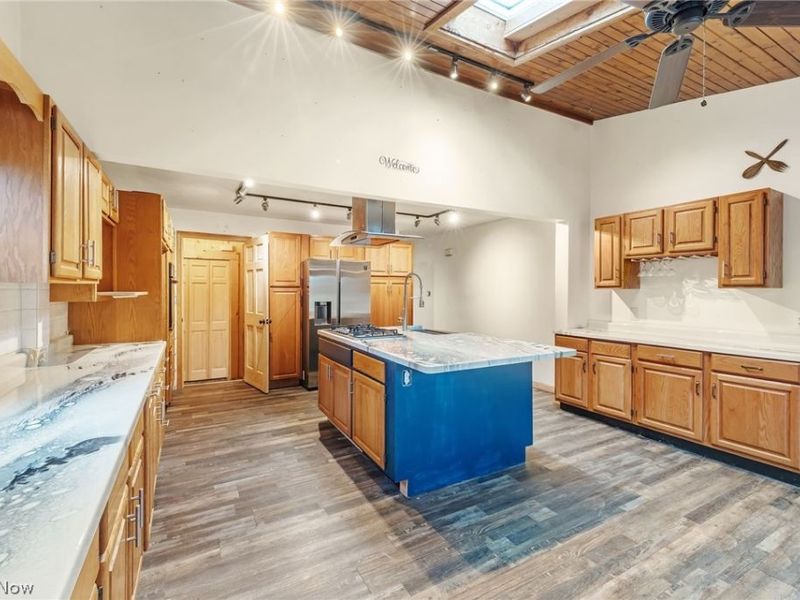 3290 NW Sweitzer Street NW, Uniontown, OH 44685 Photo 11