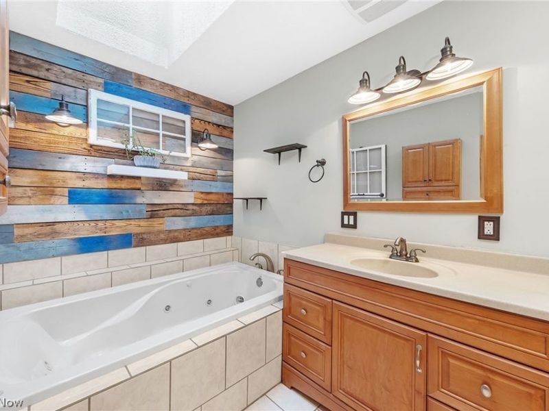 3290 NW Sweitzer Street NW, Uniontown, OH 44685 Photo 22