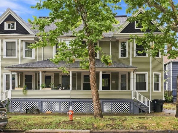 1303 Castle Avenue, Cleveland, OH 44113