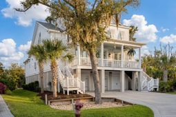 1537 Menhaden Lane photo 4