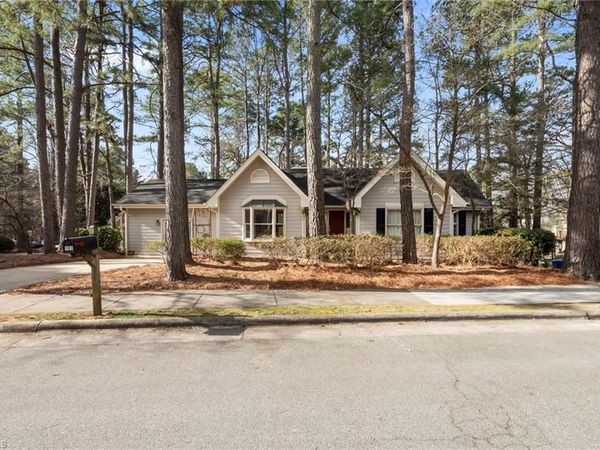 101 Beechwood Drive , Carrboro, NC 27510