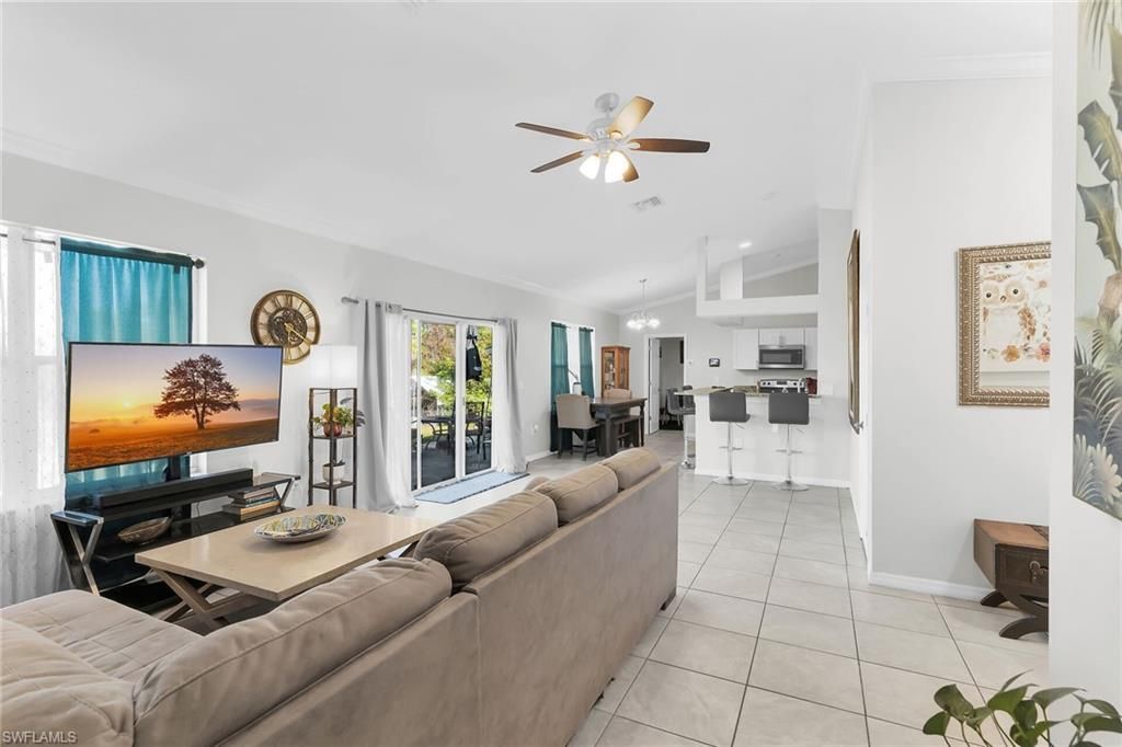 376 Butler Ave S, Lehigh Acres, FL 33974 Photo