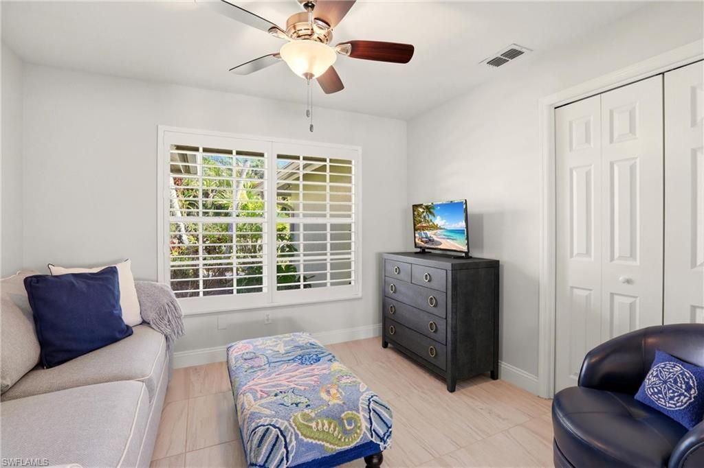 4282 Longshore Way N, Naples, FL 34119 Photo