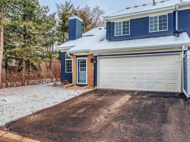 1790 Donegal Drive, Unit 5, Woodbury, MN 55125