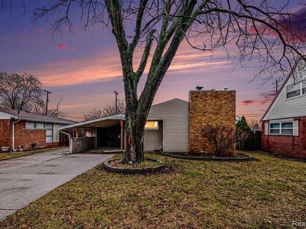 28930 Garfield Street, Roseville, MI 48066