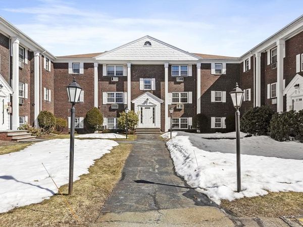 130 Parker Street, Unit J2, Acton, MA 01720