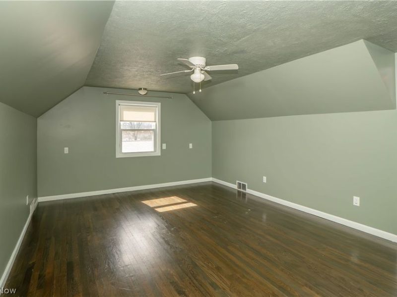 2528 N Haven Boulevard, Cuyahoga Falls, OH 44223 Photo 22